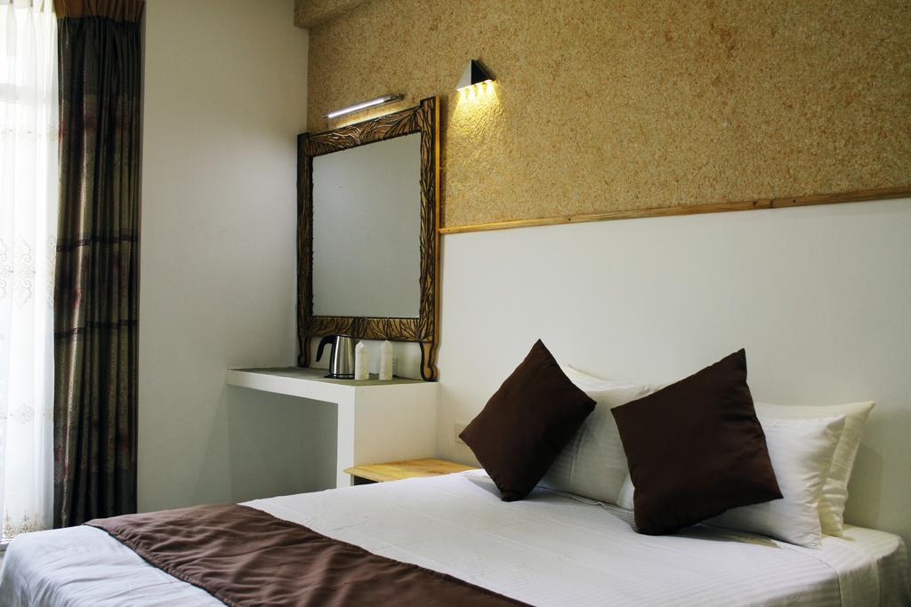 The Tenth Hotel Ella Room photo