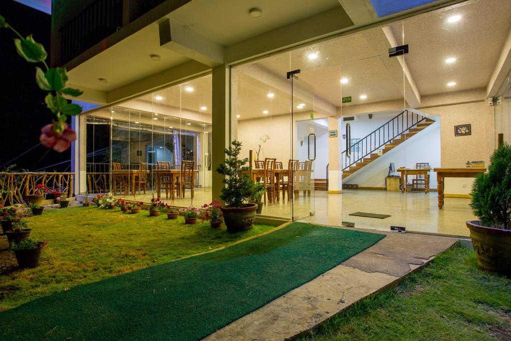 The Tenth Hotel Ella Exterior photo